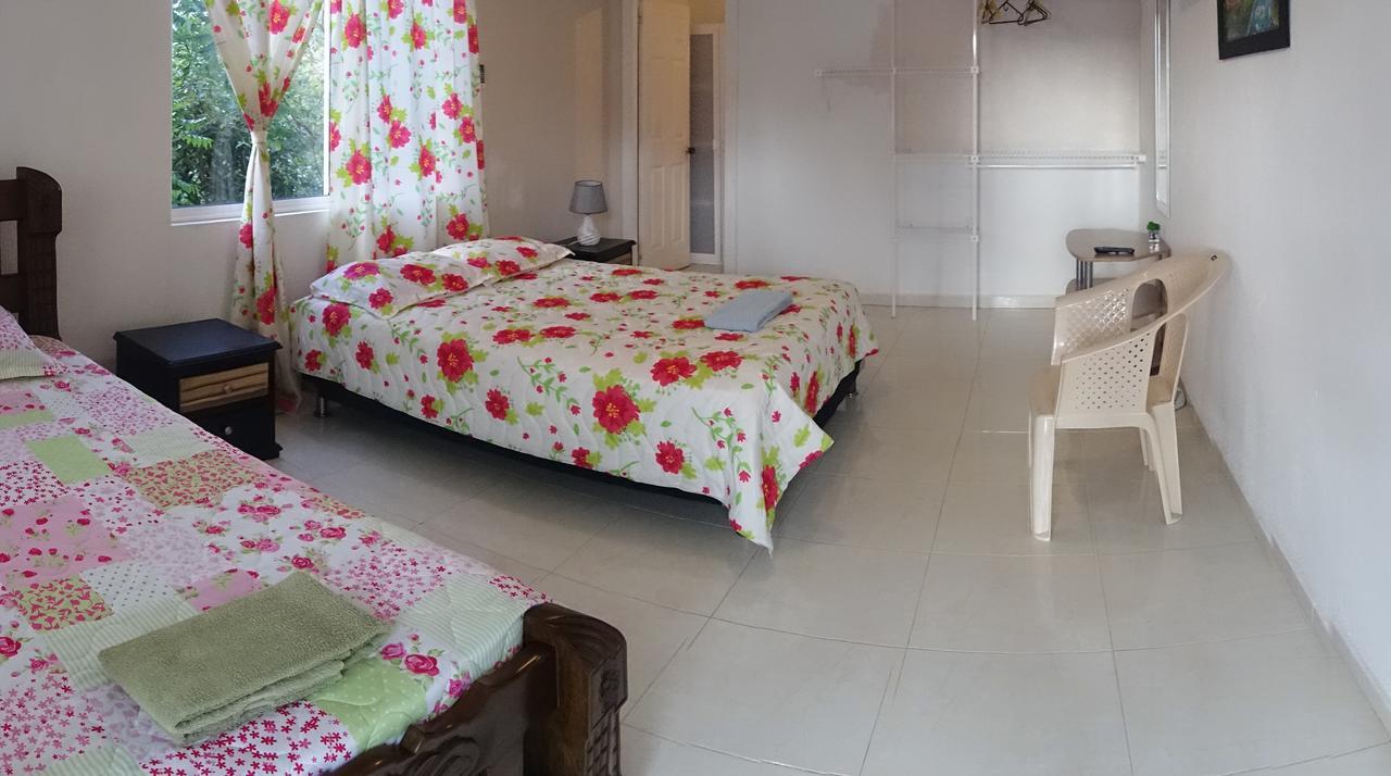 Posada Miss Portia South West Bay 외부 사진